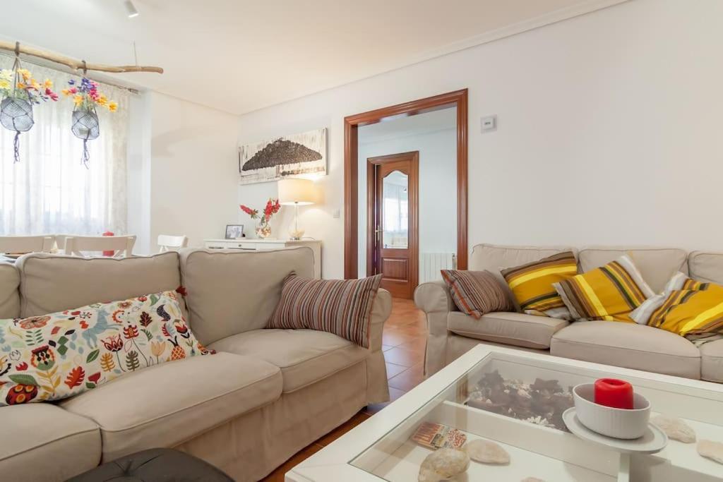 Chalet Junto A Playa De ซวนเซส ภายนอก รูปภาพ