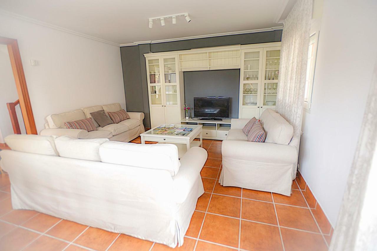 Chalet Junto A Playa De ซวนเซส ภายนอก รูปภาพ
